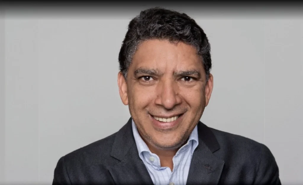 Hamilton dos Santos, diretor-executivo da Aberje, durante entrevista sobre reputação e comunicação corporativa