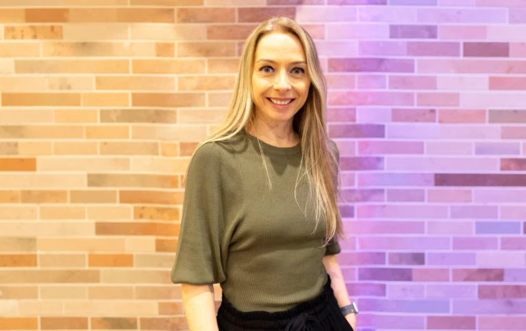 Carolina Terra em entrevista sobre comunicação e reputação corporativa